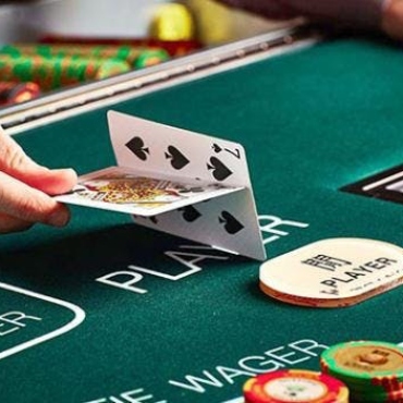 How to Count Cards in Baccarat?